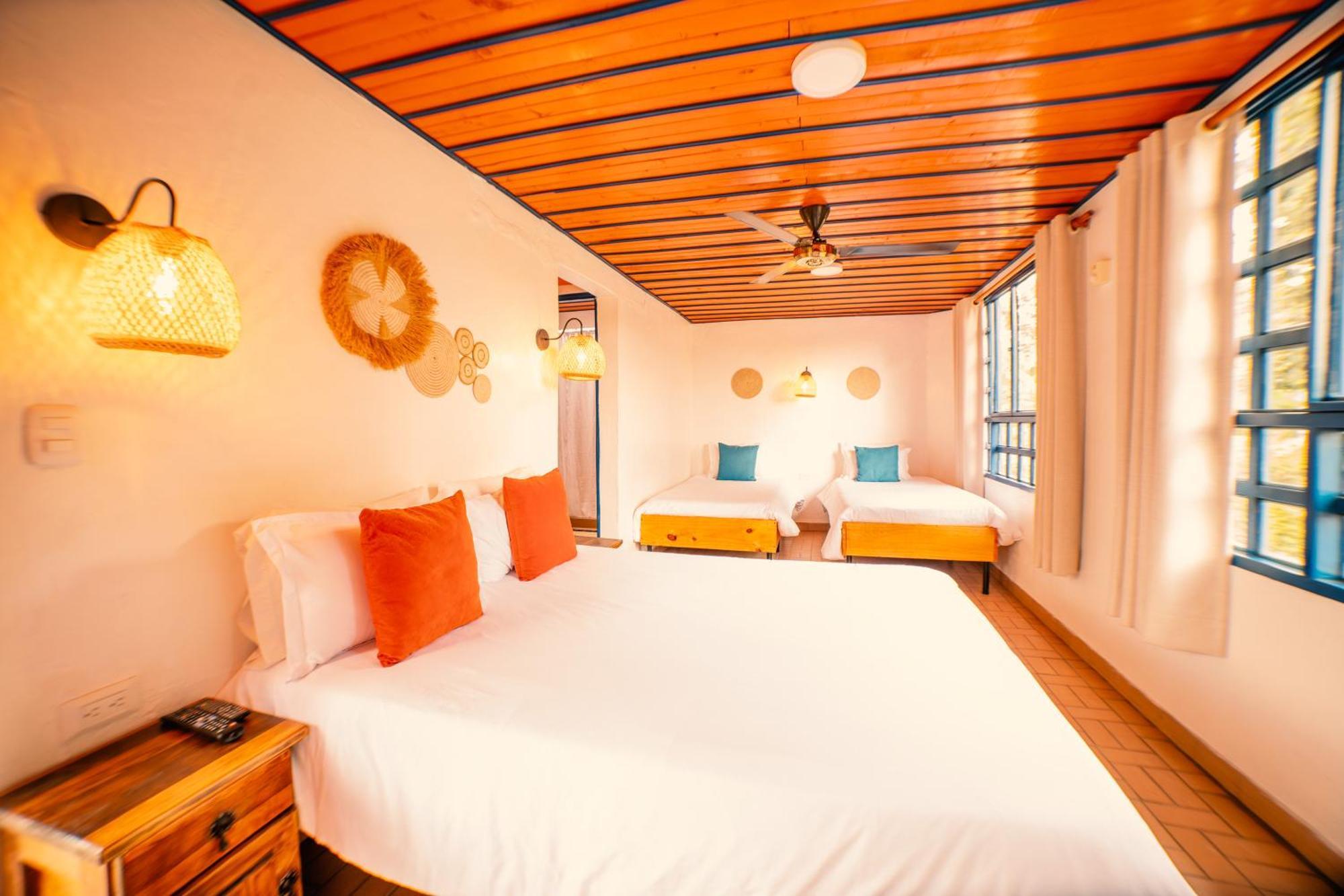 Hotel Mi Monaco Pueblo Tapao Eksteriør billede